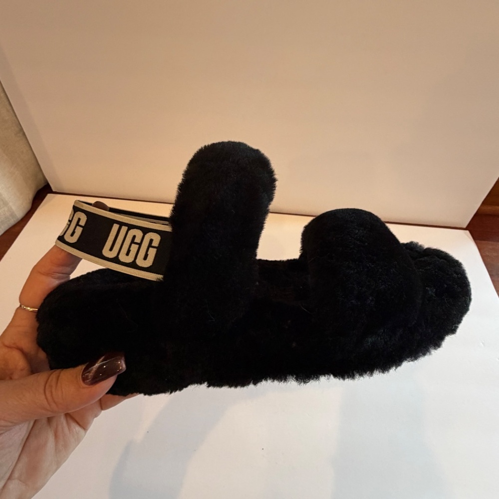 Ugg Fuzzy Black Slipper Slides, Size 7 - image 6